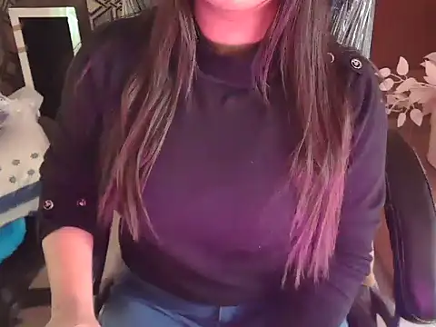 Snapshot of shivi_moto chatting on 17, 11, 2025 shivi moto online show from 17, 11, 2025