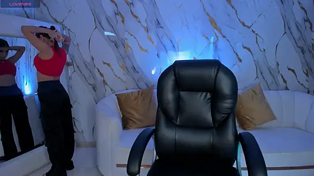 DannaCruz online show from 10, 1, 2026