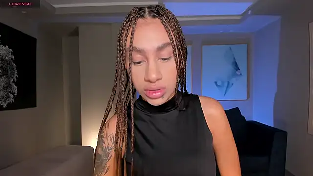 DannaCruz online show from 12, 10, 2025