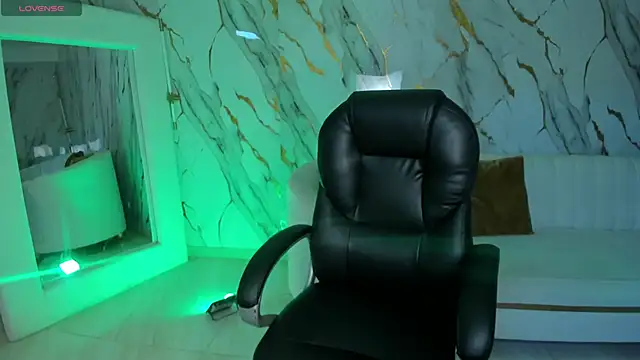 DannaCruz online show from 7, 1, 2026