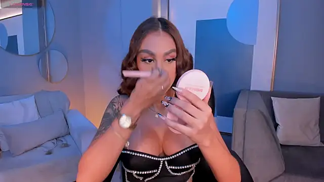 DannaCruz online show from 4, 11, 2025