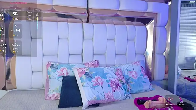 Snapshot of valkiria_moore chatting on 24, 11, 2025 valkiria moore online show from 24, 11, 2025