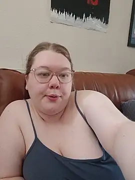 Sexycurvyemilyy online show from 11, 7, 2026