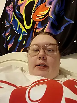 Sexycurvyemilyy online show from 21, 11, 2025