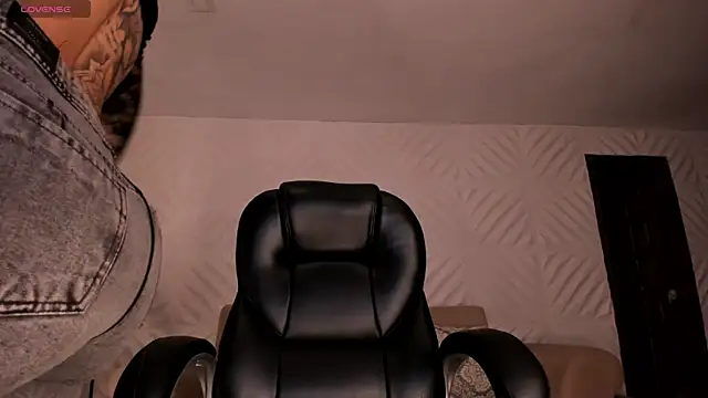 SophiePalmer online show from 21, 11, 2025