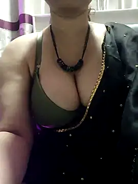 Sexybomb33 online show from 18, 3, 2025