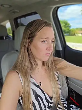 SkyelarSommer online show from 15, 4, 2026