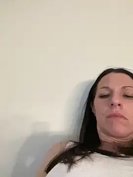 Snapshot of DominiqueX0 chatting on 2, 3, 2025 DominiqueX0 online show from 2, 3, 2025