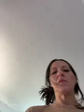 DominiqueX0 online show from 3, 2, 2026