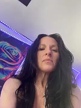 Snapshot of DominiqueX0 chatting on 25, 5, 2026 DominiqueX0 online show from 25, 5, 2026