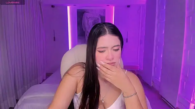 Snapshot of nathalie_rivers chatting on 14, 11, 2025 nathalie rivers online show from 14, 11, 2025