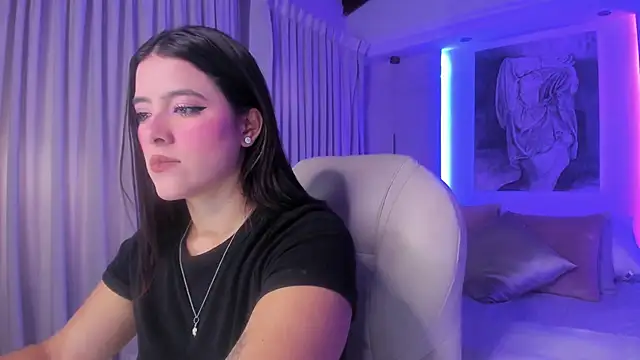 Snapshot of nathalie_rivers chatting on 22, 10, 2025 nathalie rivers online show from 22, 10, 2025