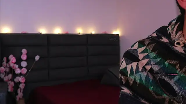 kathieandpovcock1 online show from 10, 7, 2026