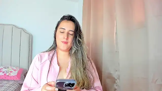 Hanna86 online show from 24, 11, 2025