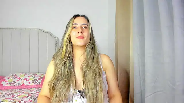 Snapshot of Hanna86 chatting on 15, 7, 2026 Hanna86 online show from 15, 7, 2026