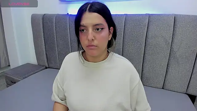 samantha stan online show from 13, 4, 2026