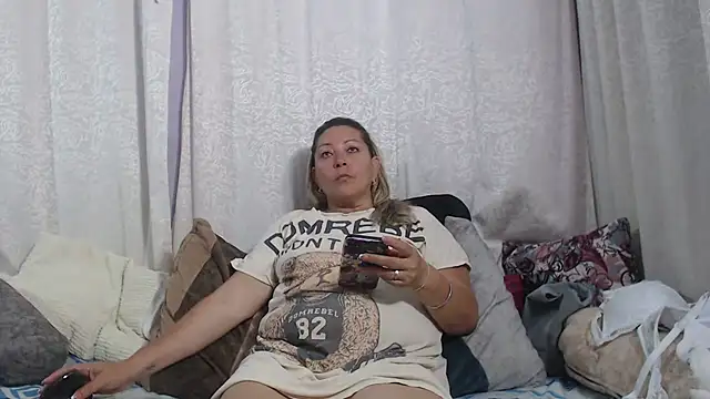 Snapshot of marie_olsenhot chatting on 14, 2, 2025 marie olsenhot online show from 14, 2, 2025