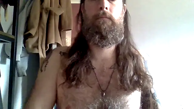 Snapshot of Thrillhouse chatting on 31, 10, 2025 Thrillhouse online show from 31, 10, 2025