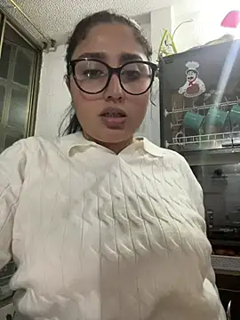 croftsmila online show from 13, 7, 2026
