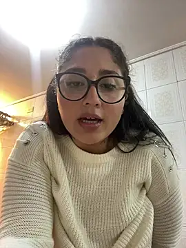 croftsmila online show from 13, 4, 2026