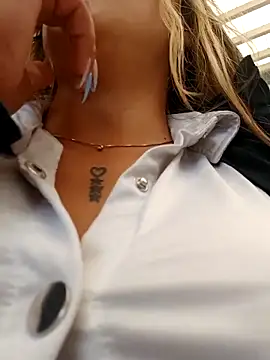 Misscata1106 online show from 15, 4, 2026