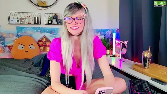 Snapshot of Kittychatte chatting on 5, 1, 2025 Kittychatte online show from 5, 1, 2025