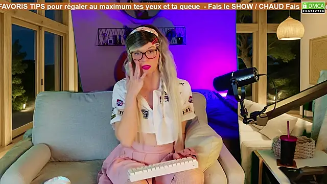 Kittychatte online show from 5, 11, 2025