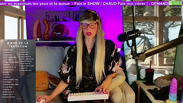 Kittychatte online show from 23, 11, 2025