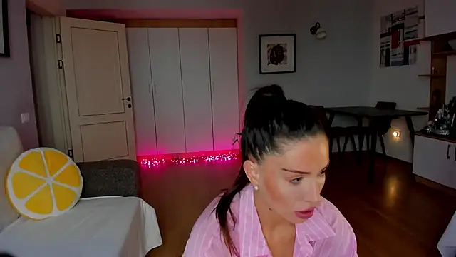 bellahot77 online show from 10, 1, 2026