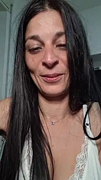 Snapshot of patatinahot87 chatting on 27, 4, 2026 patatinahot87 online show from 27, 4, 2026