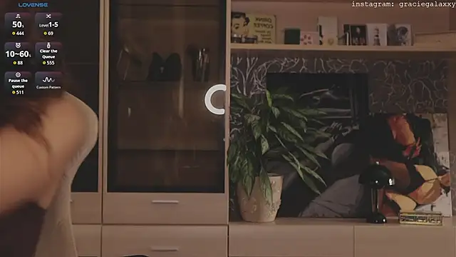 Chill out with Salvia online show from 23, 11, 2025