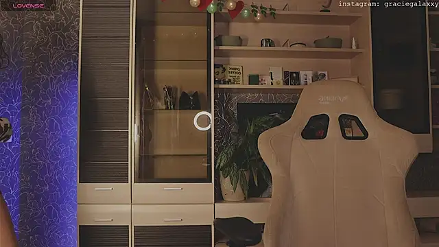 Chill out with Salvia online show from 18, 11, 2025