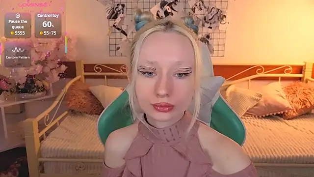 Katia Kim online show from 8, 3, 2026