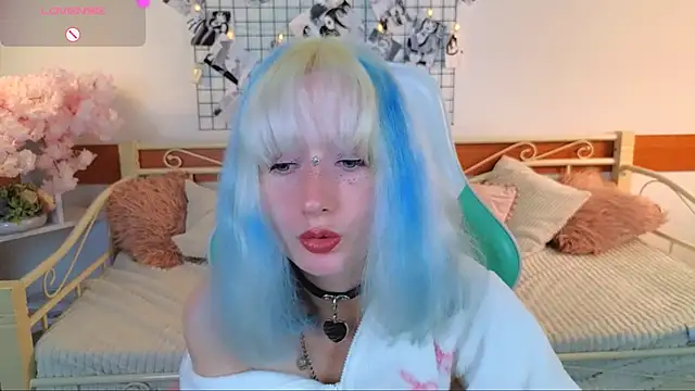 Katia Kim online show from 19, 4, 2026