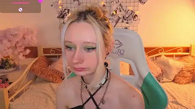 Katia Kim online show from 18, 2, 2026