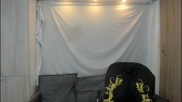 Mhelanny2 online show from 30, 11, 2025