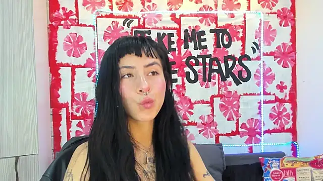Mhelanny2 online show from 20, 3, 2025
