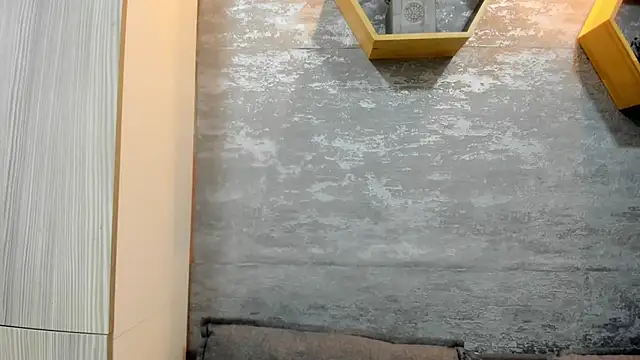 Mhelanny2 online show from 8, 4, 2026