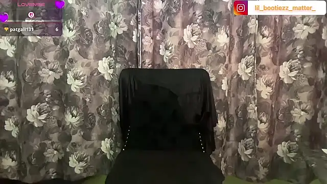 lil momma420 online show from 22, 5, 2026