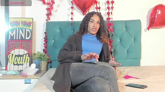 StefanyMiler online show from 7, 3, 2026