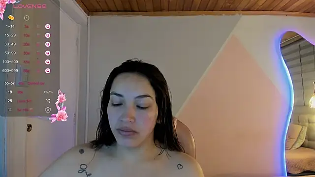 Snapshot of cristal__hot_1 chatting on 6, 7, 2026 cristal hot 1 online show from 6, 7, 2026