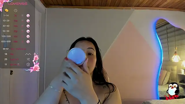 Snapshot of cristal__hot_1 chatting on 10, 7, 2026 cristal hot 1 online show from 10, 7, 2026