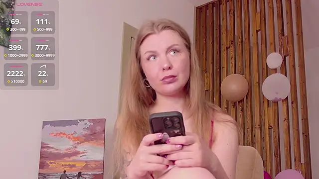 yourlovelyjul online show from 15, 6, 2026