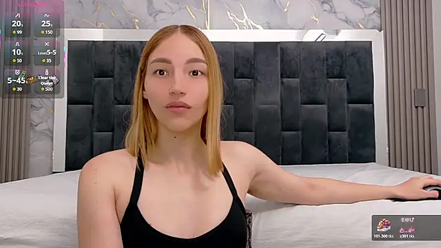 Snapshot of WhiteSun_01 chatting on 24, 11, 2025 WhiteSun 01 online show from 24, 11, 2025