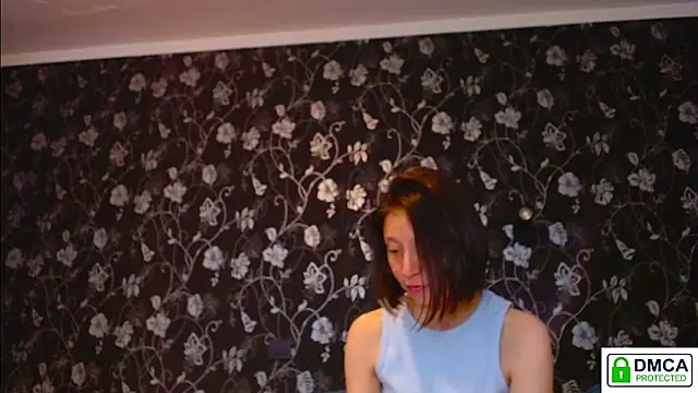 Sophi Cute online show from 12, 5, 2026