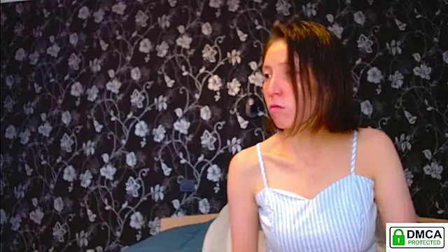 Sophi Cute online show from 17, 5, 2026
