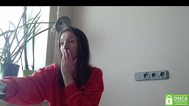 Snapshot of Sophi_Cute chatting on 15, 11, 2025 Sophi Cute online show from 15, 11, 2025