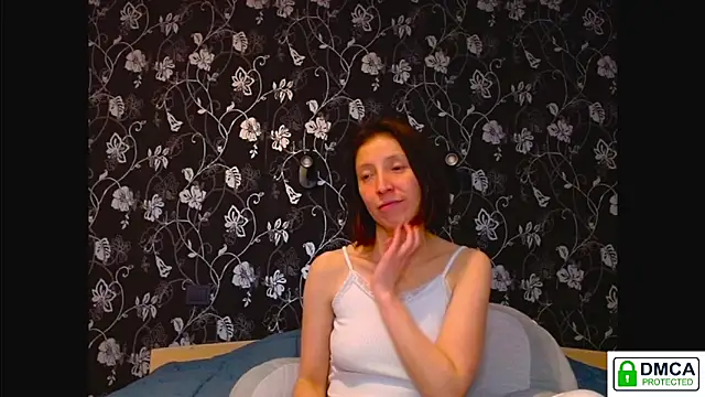 Sophi Cute online show from 18, 5, 2026