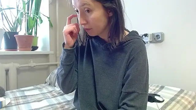 Sophi Cute online show from 11, 2, 2025