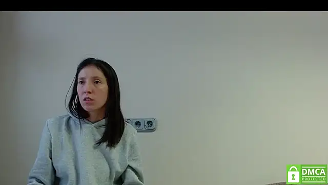 Snapshot of Sophi_Cute chatting on 23, 10, 2025 Sophi Cute online show from 23, 10, 2025